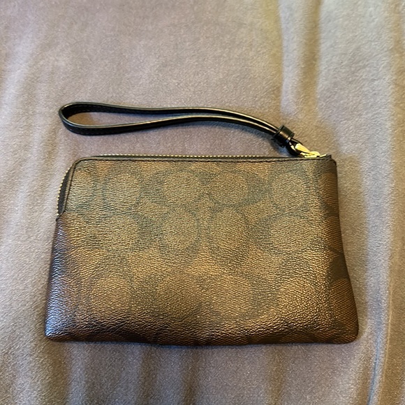 NWT Brown Coach Print Wallet Wristlet - Picture 2 of 3